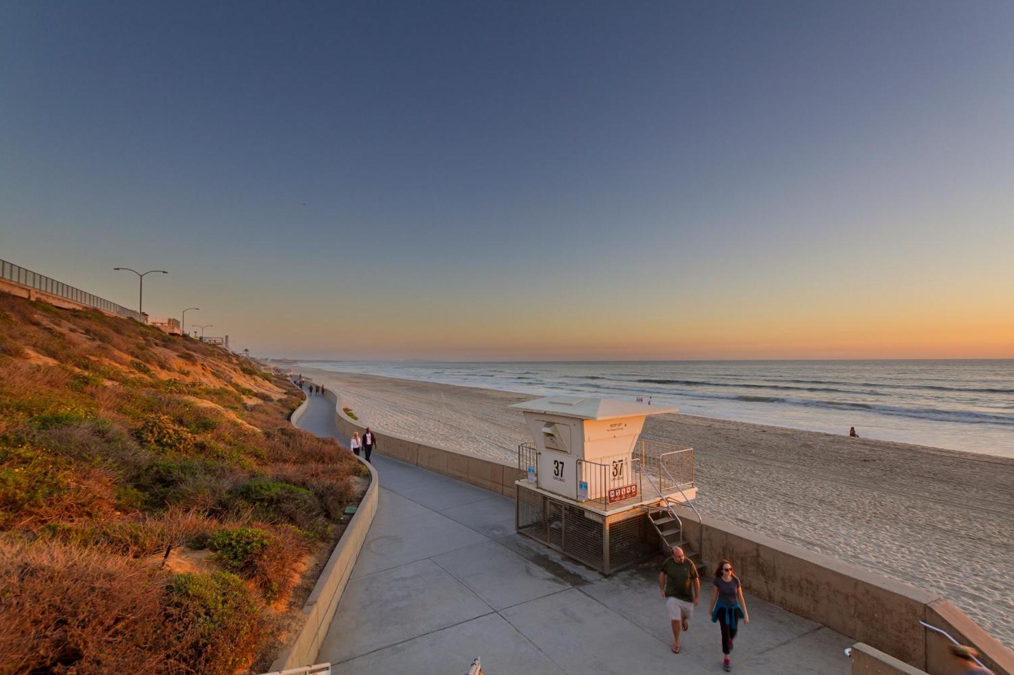 Oceanview Rooftop Patio - Walk To The Beach & Park Villa Carlsbad Exterior photo