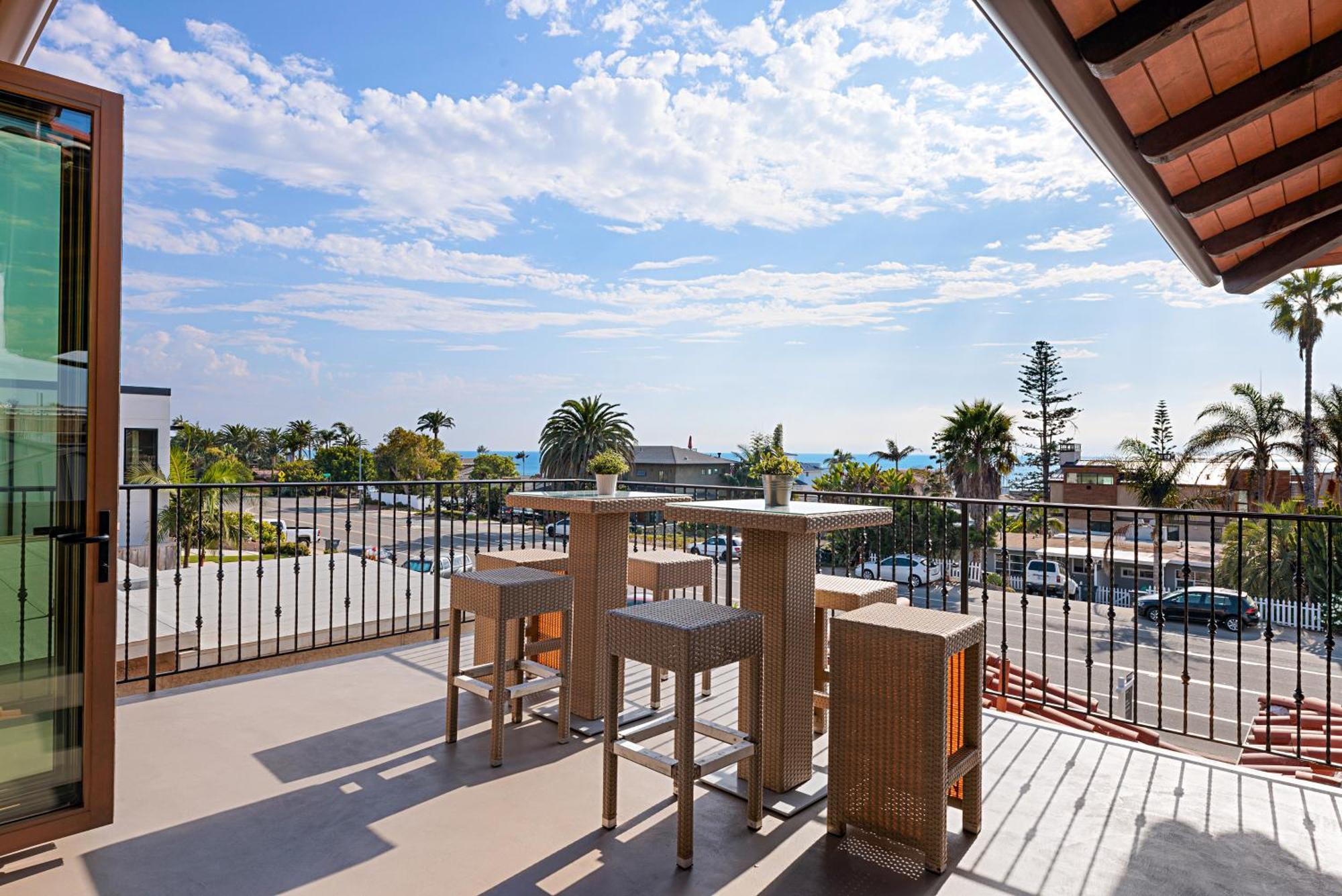 Oceanview Rooftop Patio - Walk To The Beach & Park Villa Carlsbad Exterior photo